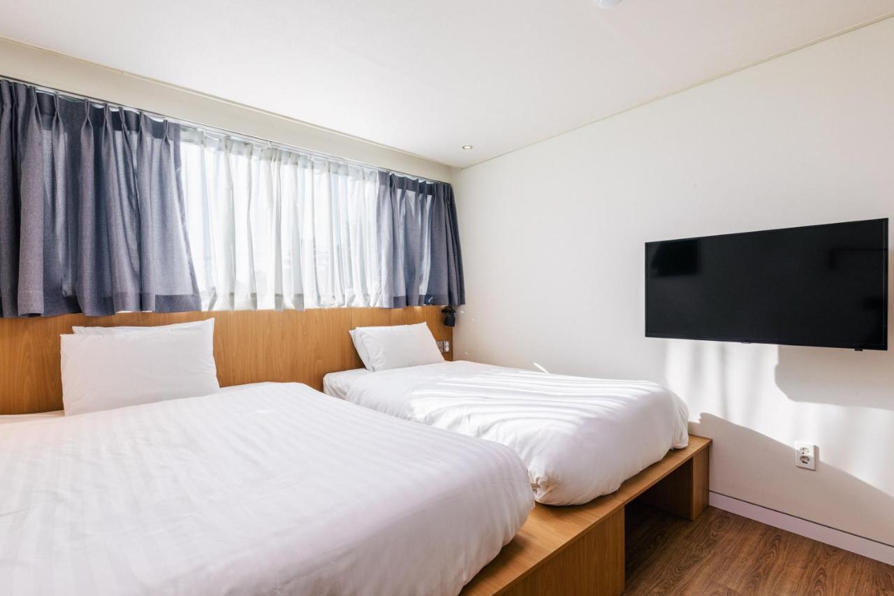 Bedradio Dodubong Hotel Togŭnnae Buitenkant foto