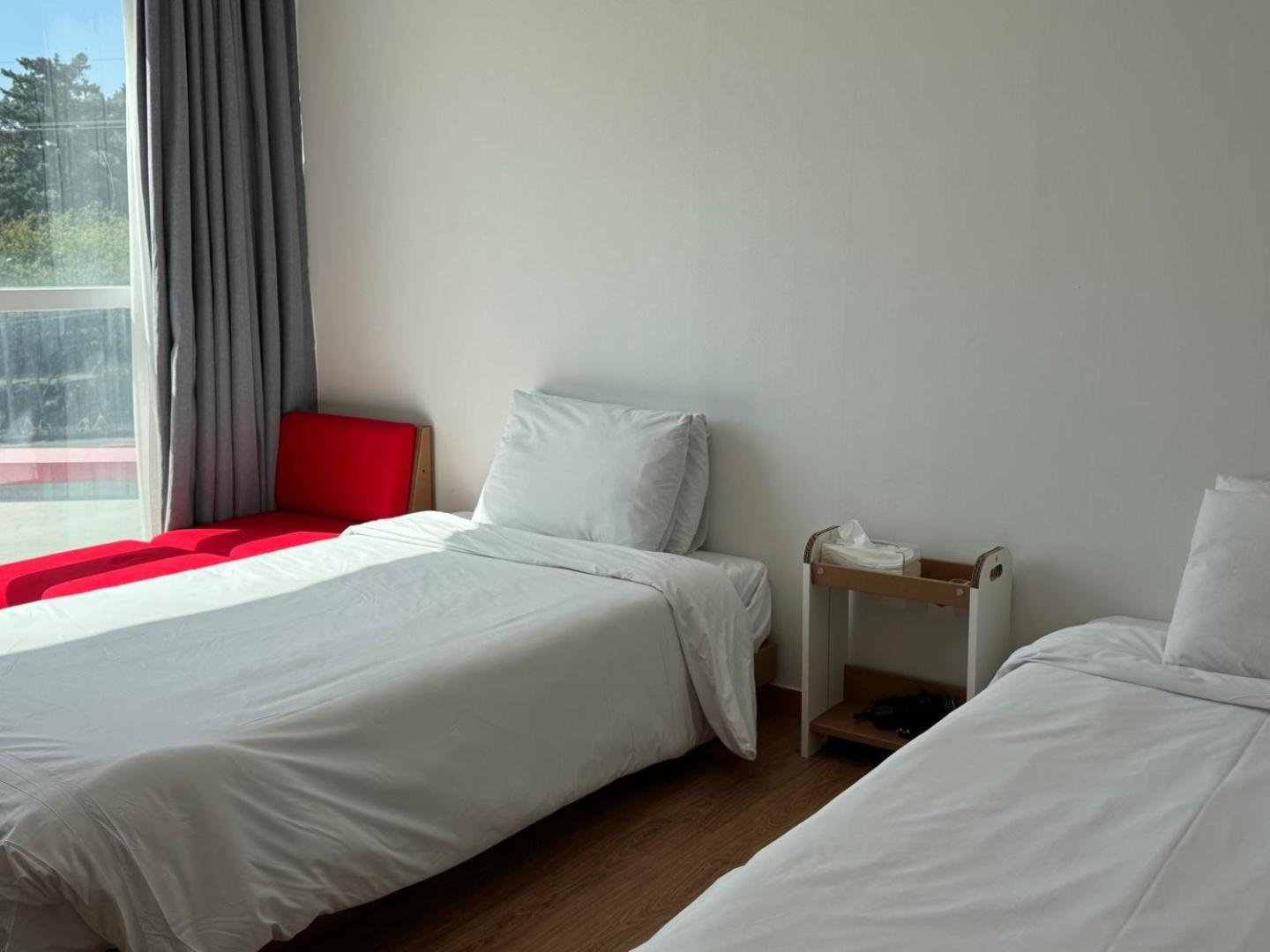 Bedradio Dodubong Hotel Togŭnnae Buitenkant foto